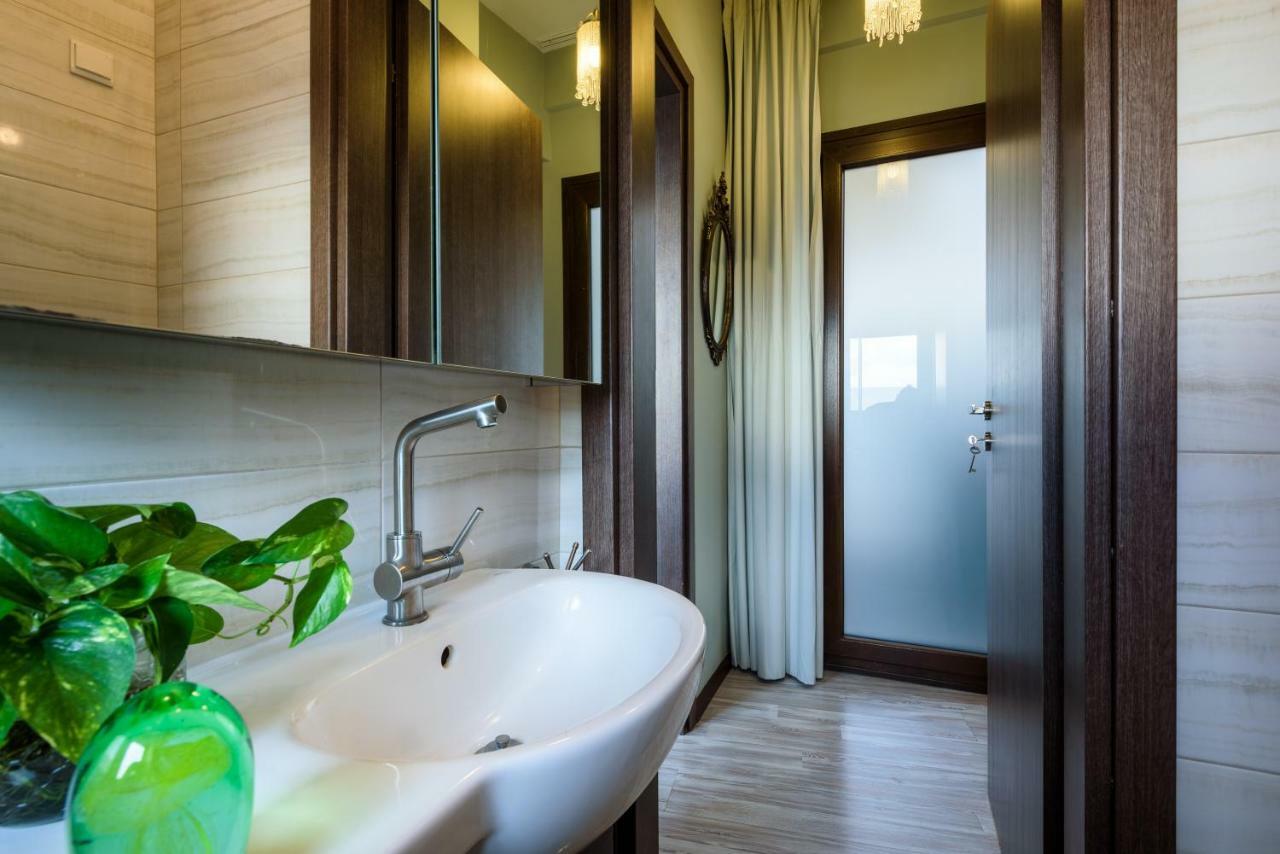 The 1 And Only Acropolis Penthouse Apartment เอเธนส์ ภายนอก รูปภาพ